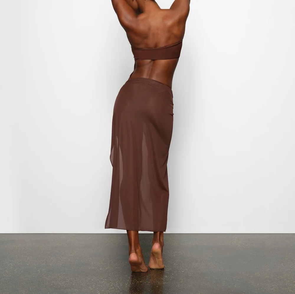 NWT SKIMS MESH LONG SARONG IN COCOA
